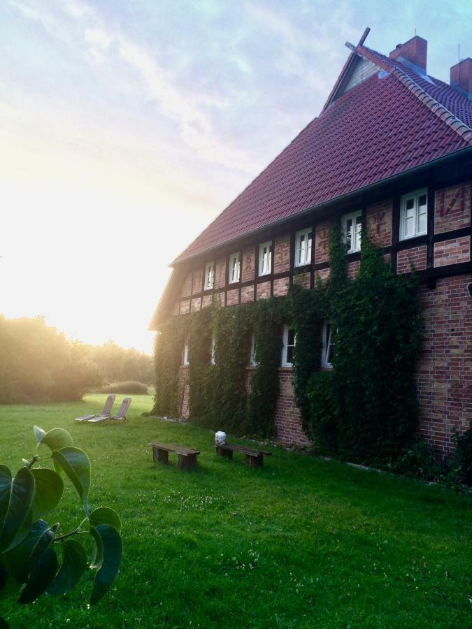 Landhaus Schoenhof Feldberger Seenlandschaft Exterior foto